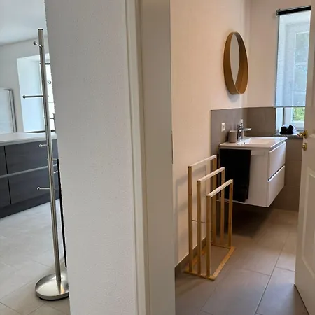 Grosszuegige Ferienwohnung Nahe Biberach & Laupheim Bis Zu 7 Gaeste דירה *