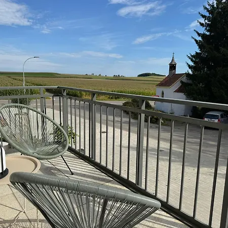 Grosszuegige Ferienwohnung Nahe Biberach & Laupheim Bis Zu 7 Gaeste Schemmerhofen